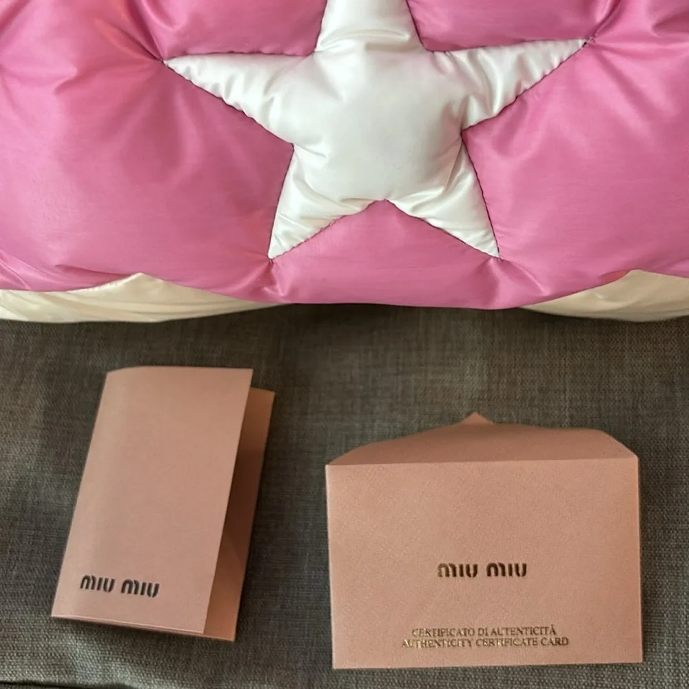 Miu Miu Quilted Star Puffer Bag w/Certificate of Authenticity - Never used - Picture 13 of 15